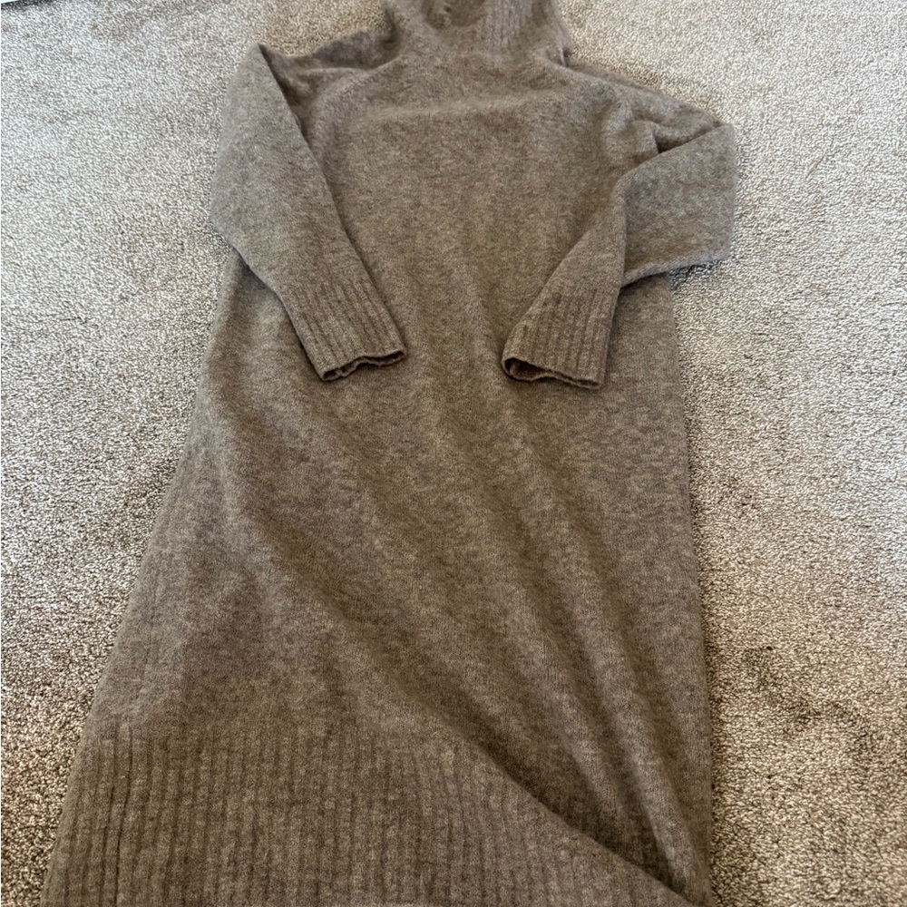 Aritzia Brown Cowl Neck Sweater with Ribbed Detailing